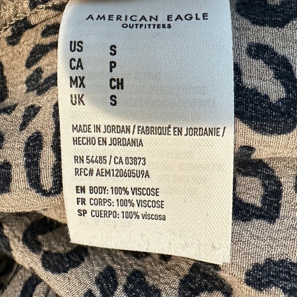 AMERICAN EAGLE viscose ruffle bottom pull‎ on elastic waist shorts, sz S, GUC - Picture 5 of 5